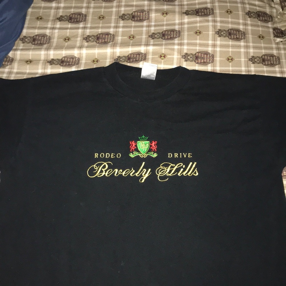 Rodeo Drive Beverly Hills t-shirt.